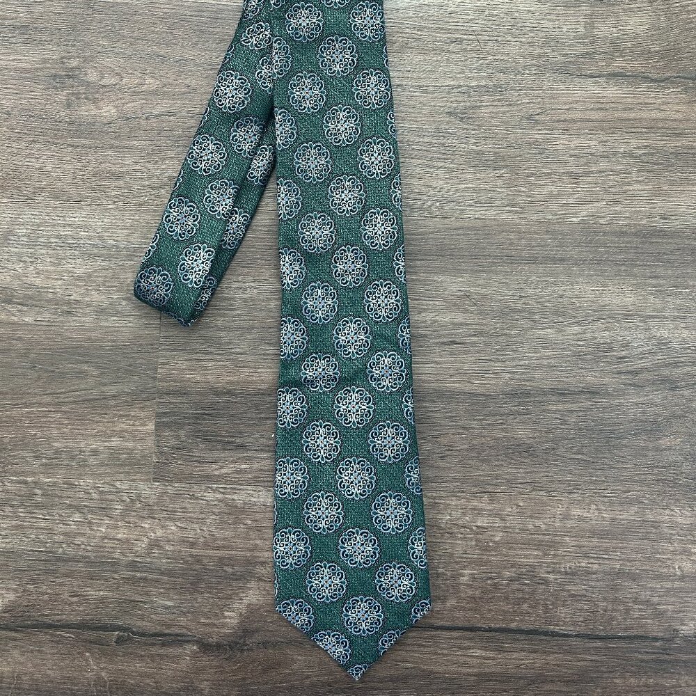 Tasso Elba Geometric Medallion Tie